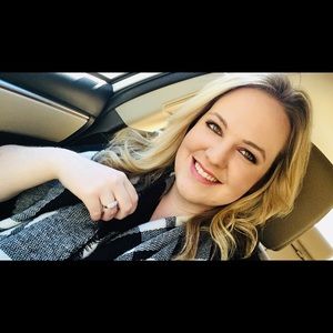 Meet your Posher, Alana